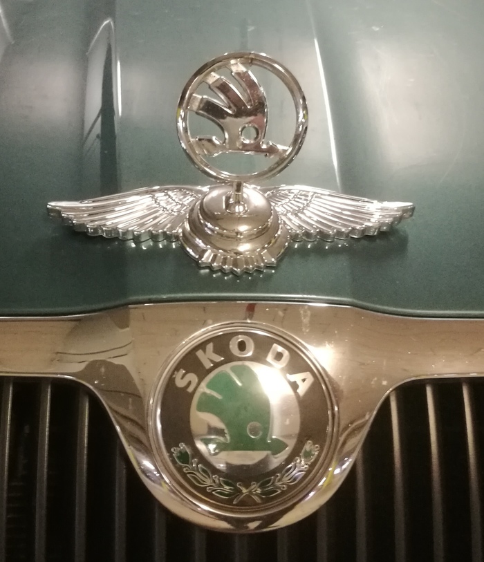 Bentley + Mercedes = Skoda - My, Skoda, Bentley, Mercedes, Czech, Humor, Longpost