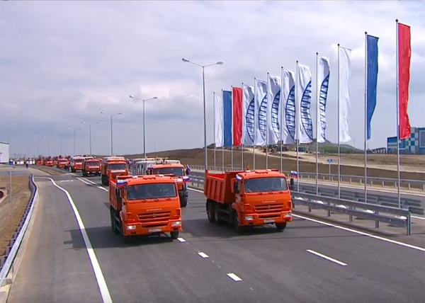 Putin drove across the Crimean bridge in 16 minutes - Vladimir Putin, Crimean bridge, Kamaz, Longpost, Politics