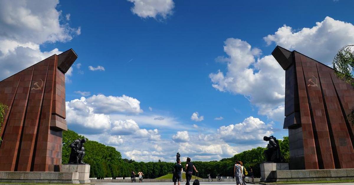 Трептов парк мемориал советским солдатам фото