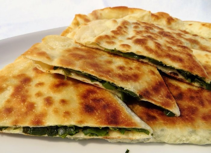 Flatbreads with green onions and dzhusai in Afghan style. Bolani pies - My, Food, Tortillas, Recipe, Video recipe, Cook at home, Longpost, Other cuisine, Filling, Video, Cooking