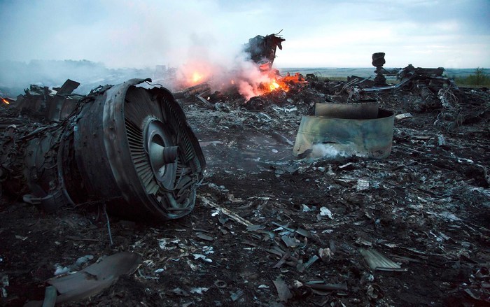 International investigation team blames Russian military for MH17 crash - , Boeing MH17, Beech, Politics, Fake, Stuffing