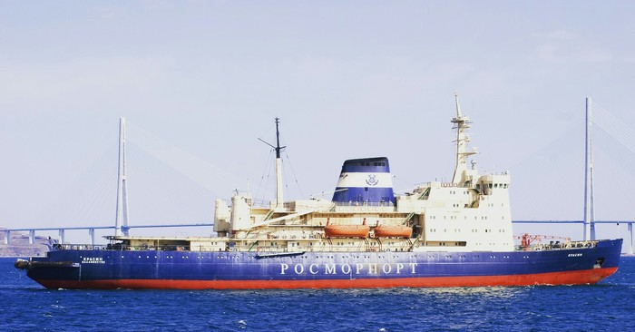 Моя работа. Карточек на телефоне мало. В основном всё на компьютере. Пока вот сижу на вахте, решил закинуть сюда немного. Море, Корабль, Моряки, Длиннопост, Владивосток, Камчатка