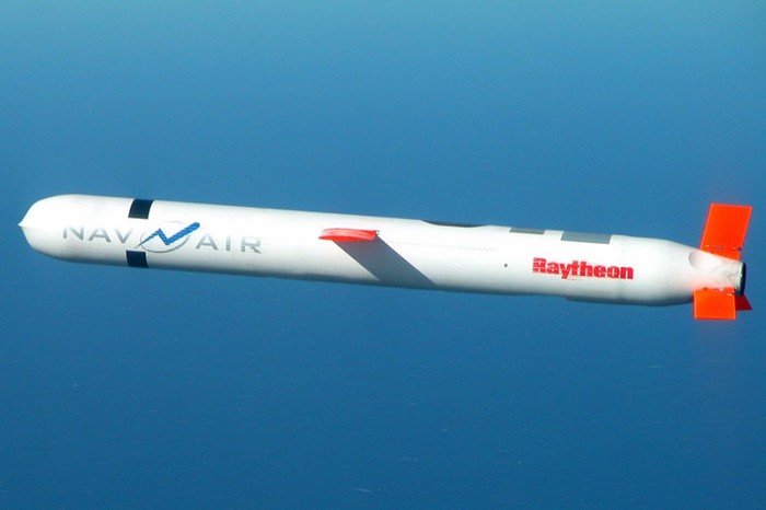 The United States decided to abandon Tomahawk missiles - Tomahawk, Rocket, USA, Army, Fake news, Yellow press