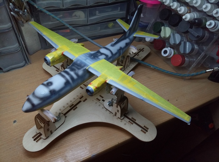 Сборка пластиковой модели самолета Ан-24 "Amodel" 1/72 | Пикабу