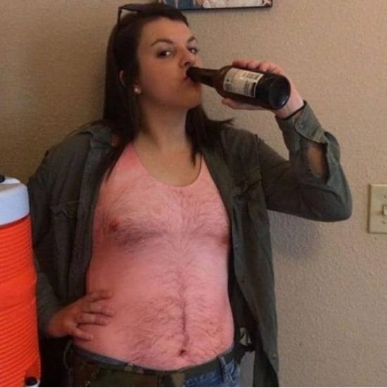 By far the best cosplay I've seen - T-shirt, Girls, Beer, Cosplay