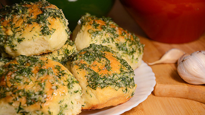 Dumplings with garlic for borscht (in the oven), from yeast dough without eggs - Cooking, Food, Recipe, , , Pampushkas, Video recipe, Video, Longpost