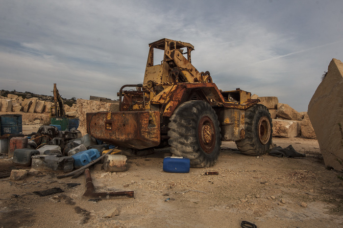 "Лего для взрослых" Заброшенная карьерная техника! Забугорныйурбан, Урбанфото, Длиннопост