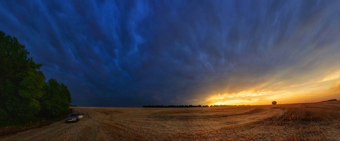 Mammatus and pre-stormy sunset - My, Landscape, Field, Sunset, Nature, , Longpost, Washout clouds