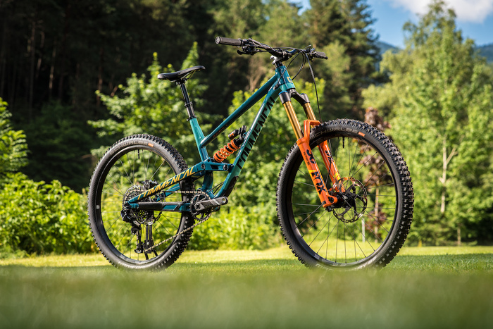 Commencal Introduces New Clash - Commencal, , Mtb, Freeride, A bike, New items, Dual suspension, Video, Longpost