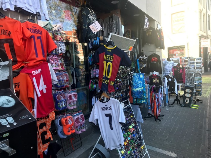 Цветочный рынок (Bloemenmarkt) в Амстердаме Амстердам, Нидерланды, Тюльпаны, Луковицы, Цветы, Рынок, Bloemenmarkt, Цветочный рынок, длиннопост