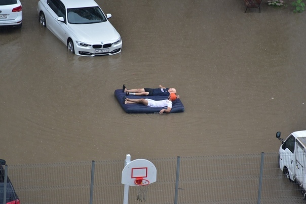 Krasnodar - Relaxation, Краснодарский Край, Flood, Mattress