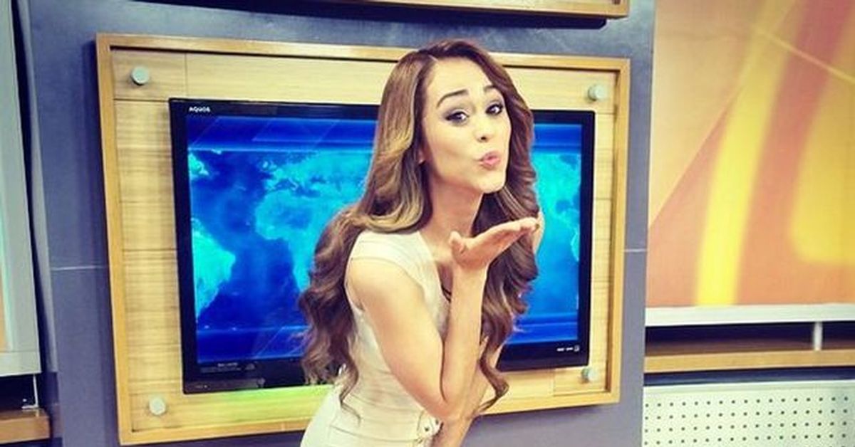 Yanet Garcia Pictures