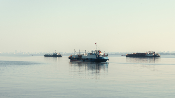 Morning on the Volga - My, Volga, Barge, Motor ship, Tatarstan, River, Calm, Longpost, Volga river