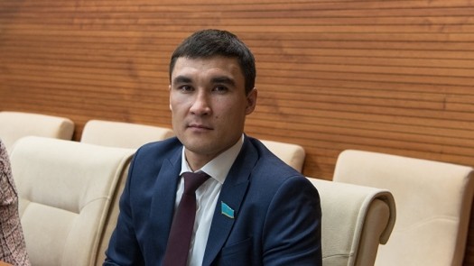 Serik Sapiyev proposed to put guards on famous Kazakh athletes - Kazakhstan, Sport, Boxer, Deputies, news, Security, Attention