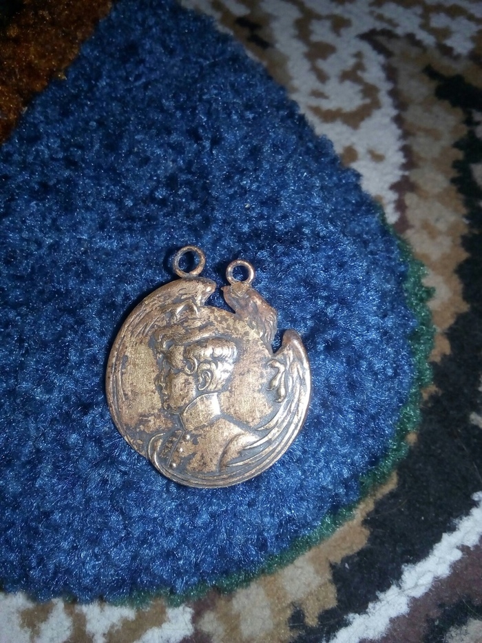 What's the medal? - My, Archaeological finds, Dacha, Unclear