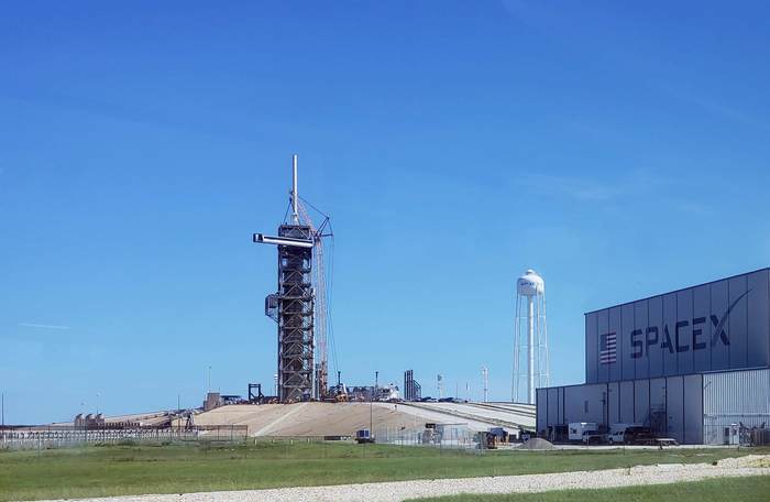    SpaceX, Kennedy Space Center, , , , , -