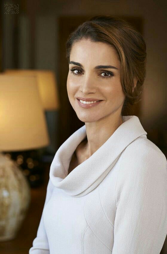 Princess of the Hashemite Kingdom of Jordan Rania Al-Abdullah. - Jordan, Queen, Interesting, The photo, Girls, Beautiful girl, beauty, Longpost