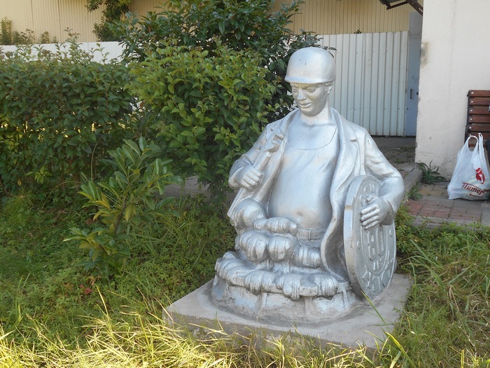 A soldier with a shield and weapons thought... - Monument, Sochi, Utility services, , Petrovich, Water pipes, Sewerage