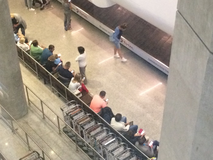 В ожидании багажа