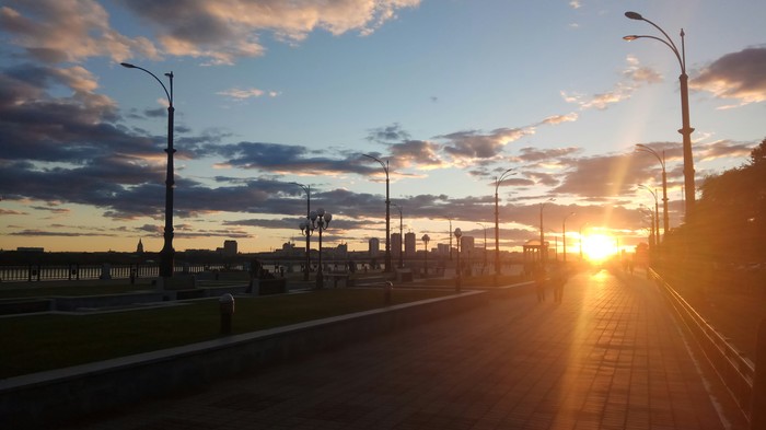 Embankment of Blagoveshchensk (Amur Region) - My, Дальний Восток, Amur region, Amur River, Heihe, Longpost