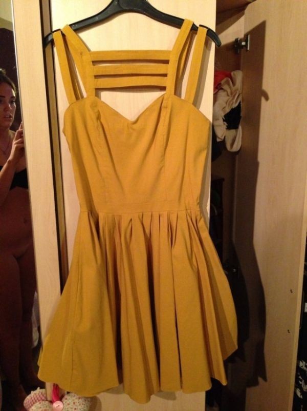 I will sell a dress - NSFW, Selling garage, Strawberry