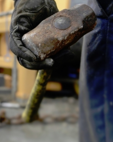 An accidental blow with a sledgehammer on the forehead - the worker got rid of the wen. Construction site incident. - My, Life stories, Building