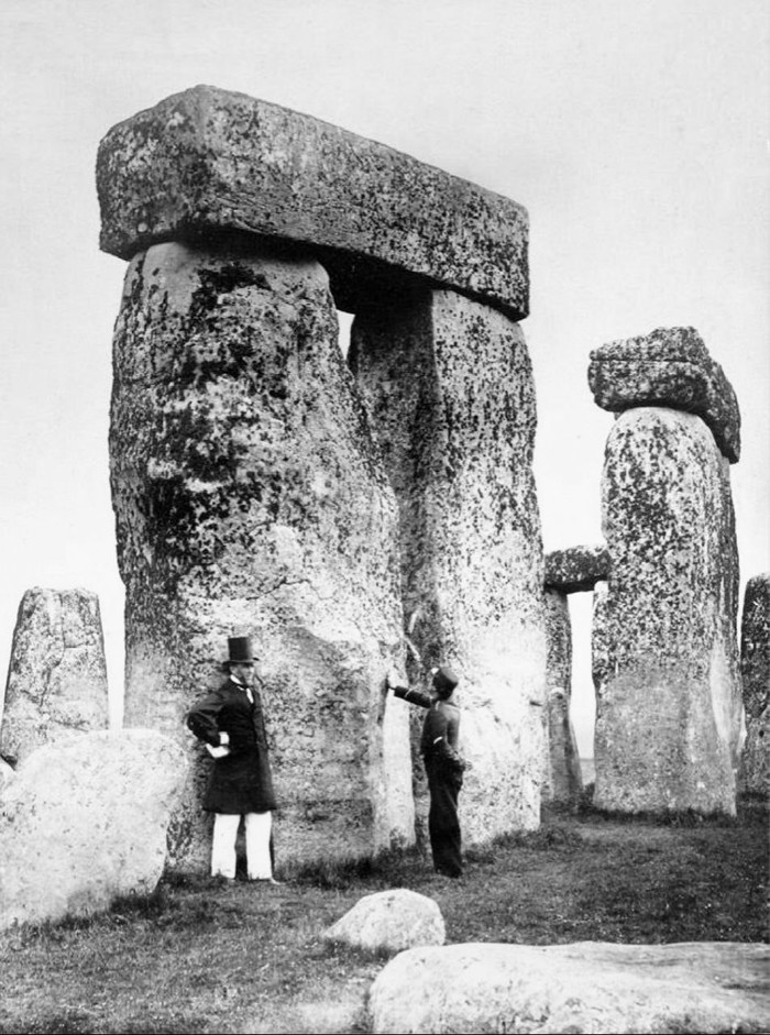 Одна из первых фотографий Стоунхенджа, Англия, 1867 год.