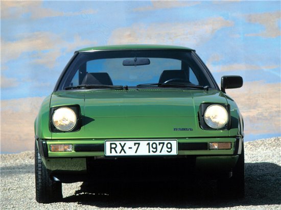 Мазда Рх 7 с Открытыми Фарами