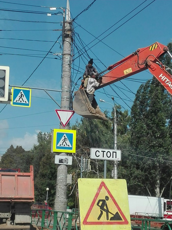 Техника безопасности на высоте! - Моё, Охрана труда, Техника безопасности, Электрик, Работа на высоте, Монтаж, Высотные работы