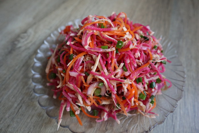 Salad with radish, Korean-style carrots and meat - My, Salad, , , , Video, Longpost, Recipe, Food