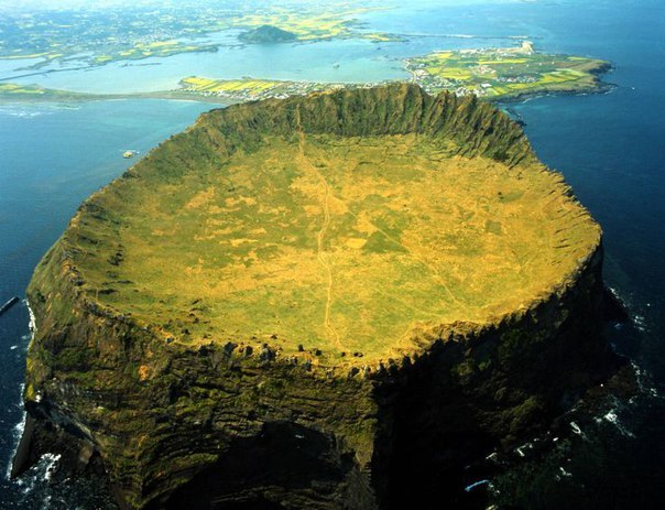 Rising Sun Peak. - South Korea, Jeju