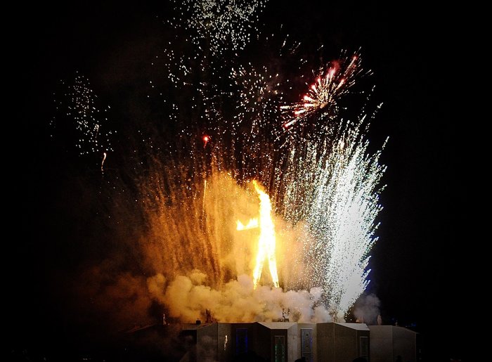 Burning Man   -  , ,  , Burning Man, , 