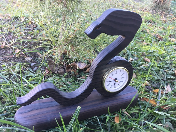 When you want a watch made of wenge, but there is only pine. - My, Sawing, Woodworking, Clock, Needlework with process, Pine, Burning, With your own hands, Carpenter, Video, Longpost