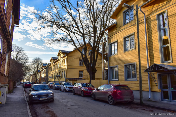 What is being done with wooden buildings in Tallinn - Estonia, Tallinn, Europe, Longpost, Architecture, The photo, Urbanism, Building, House