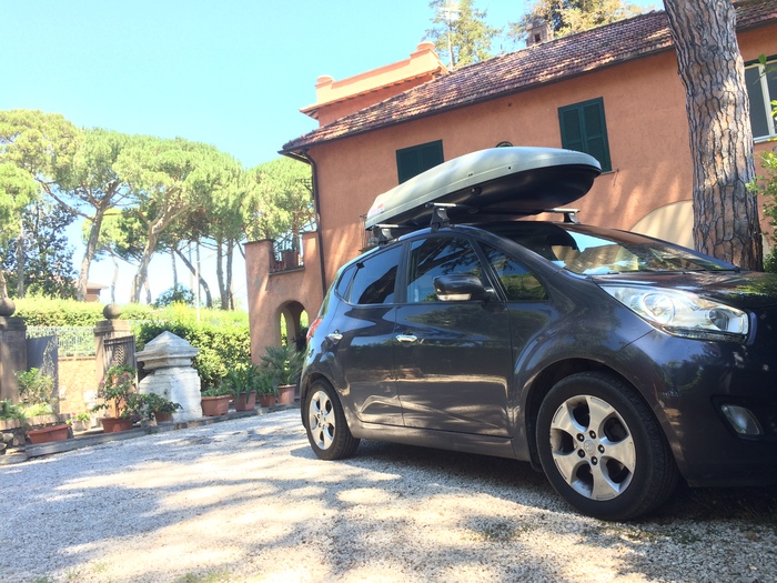 Why Rooftop Boxing on a European Road Trip Is Bad - My, Road trip, Trunk, , Flaws, Longpost