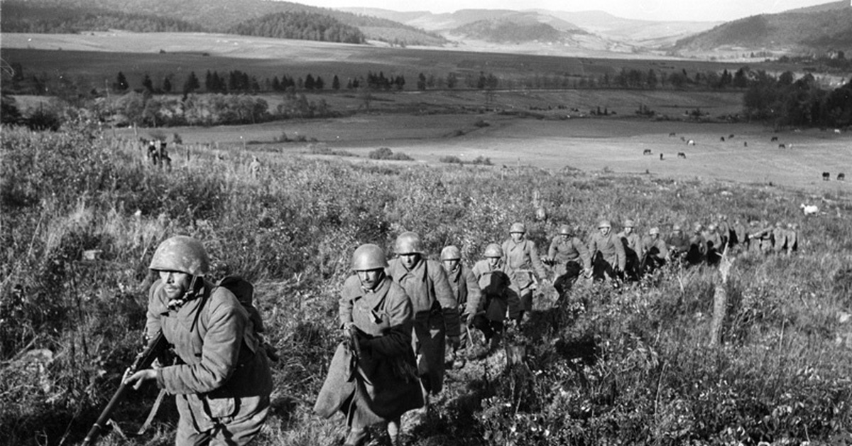 Действия вов. Карпаты ВОВ. Война в Карпатах 1944. Великая Отечественная война 1941-1945 армия. Пехота в ВОВ 1941-1945.