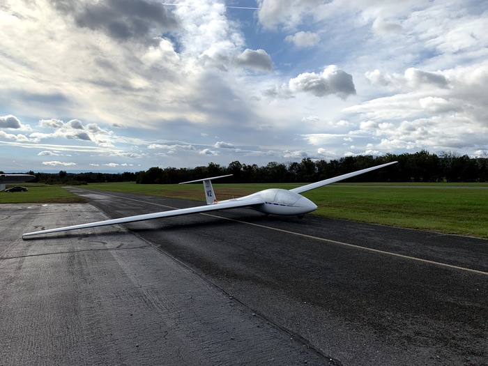 How to move a glider on the ground alone? - USA, America, Glider, , Airplane, With your own hands