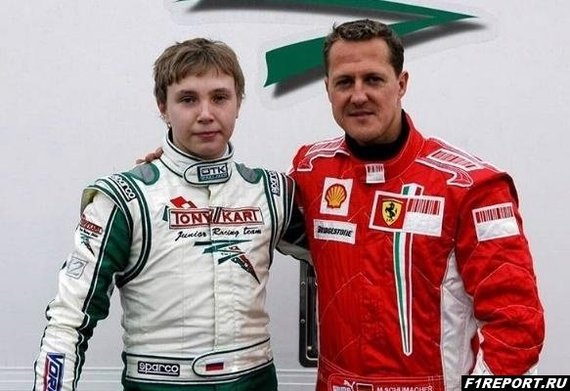 Sergei Sirotkin congratulated Michael Schumacher on his birthday - Formula 1, Race, Schumacher, Sergey Sirotkin, The photo, Автоспорт, Anniversary, Congratulation
