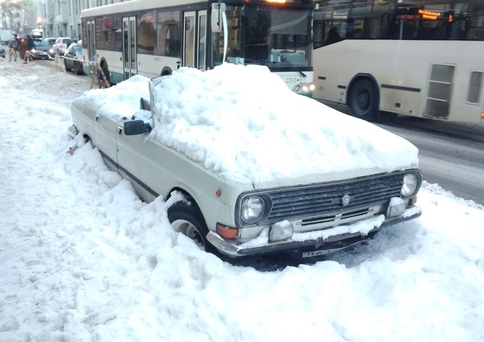 When you don't want to lose parking - My, Parking, Saint Petersburg, Winter, Longpost