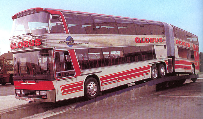 Double-decker giant. - Double-Decker bus, Transport, Uniqueness
