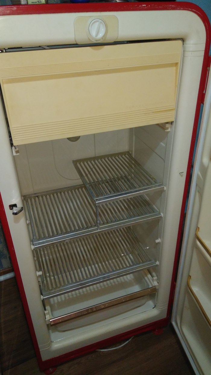 Реставрация холодильника ЗИЛ-Москва компрессор, новый, двери, испаритель, крышку, конденсатор, итоге, только, концевик, подставку, нужно, Ремонт, сделано, запчасти, поставил, разобрал, Полностью, приступил, часть, шкафа