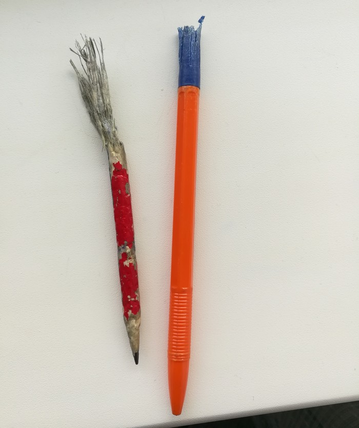 Did anyone chew on pens at school? - , Longpost, School, Pencil, Pen, Gnaw, My