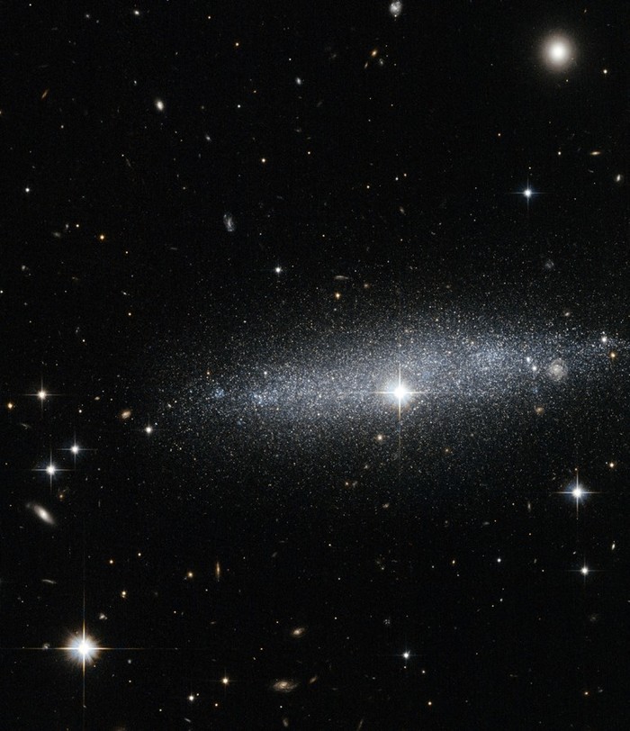 Transparent galaxy ESO 318-13 - Space, Galaxy, Hubble telescope, Dust
