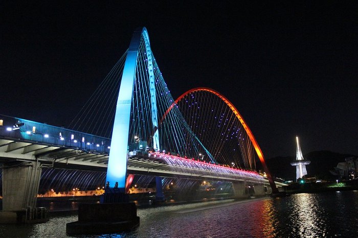 Bridge in Daejeon, South Korea - Backlight, Bridge, South Korea