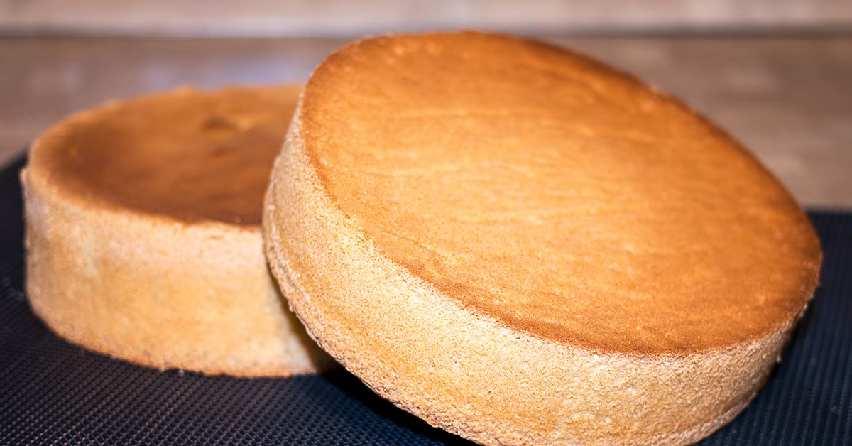 Бисквитный простой и быстрый. Бисквит. Бисквитное тесто. Изделия из бисквитного теста. Бисквитное тесто и изделия из него.
