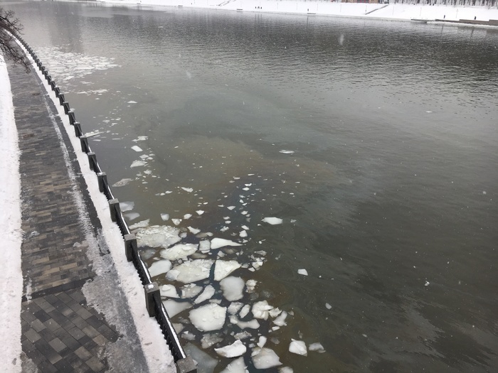 Non-freezing Moscow River - My, Walking around Moscow, Sparrow Hills, Embankment, Luzhniki, Moscow River, Moscow City