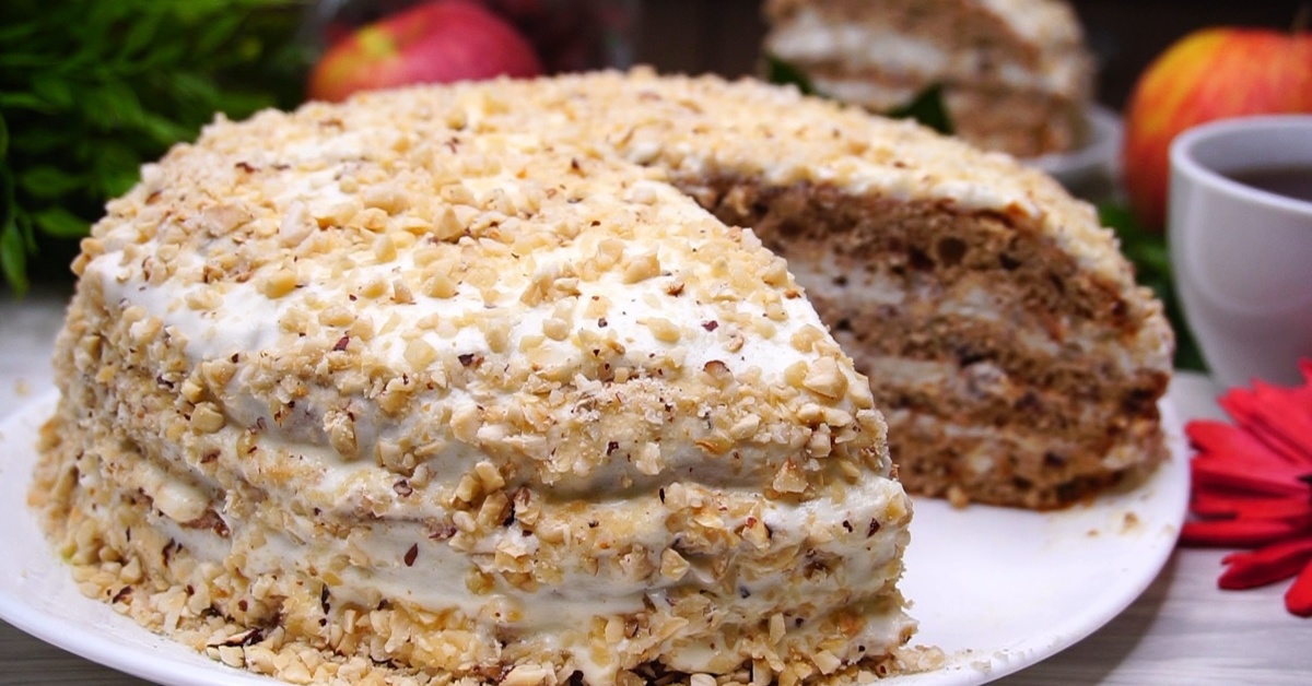 Торт с орехами. Рецепт корж с орехами. Бисквит с орехами. Торт бисквитно ореховый. Эстерхази миндальный.