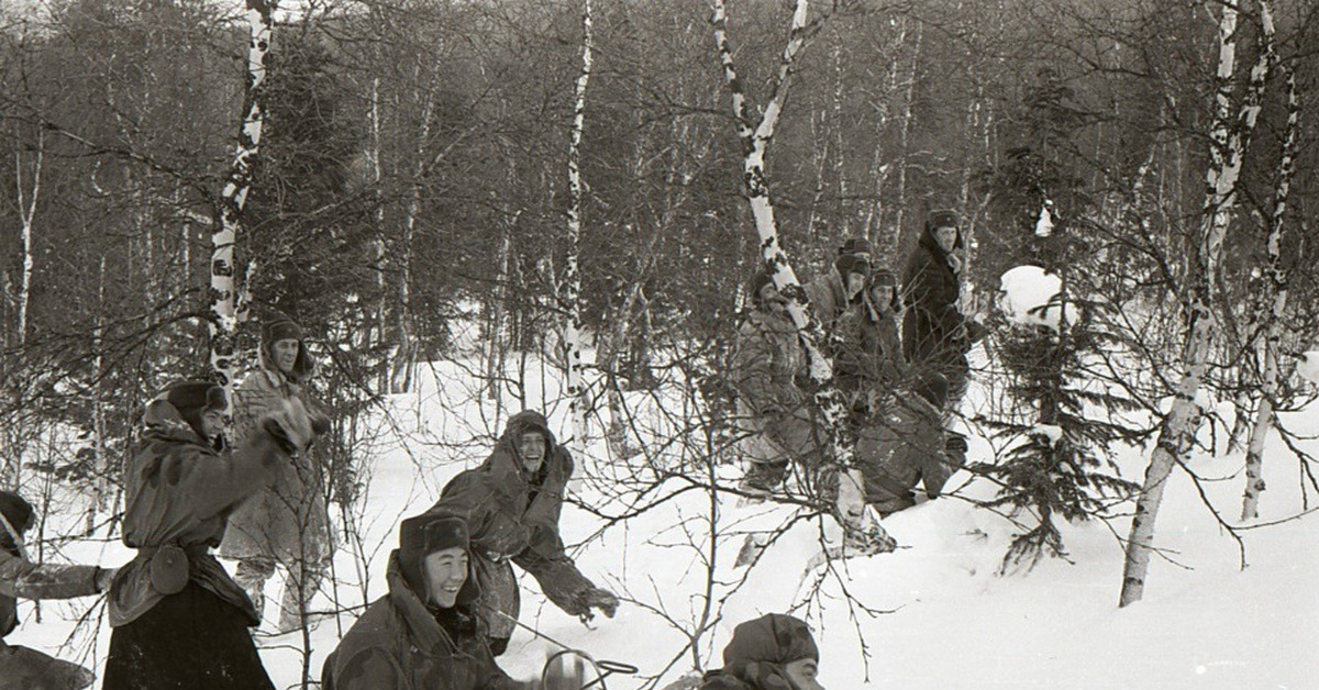 Дятлов перевал фотографии. Тайна перевала Дятлова 1959. Группа перевала Дятлова 1959.