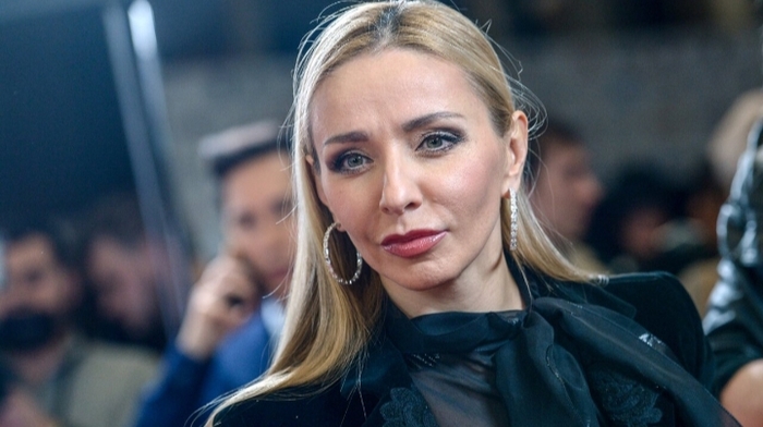 Journalists found a Swiss bank account with Dmitry Peskov's wife, Tatyana Navka, and sent five euros to it. The money has arrived! - Tatyana Navka, Dmitry Peskov, Politics