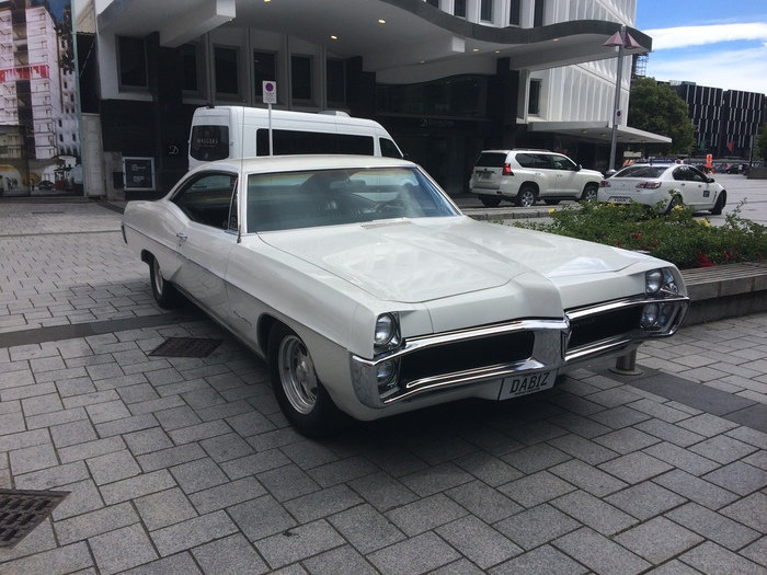 Pontiac Bonneville (3rd generation) выпускался с 1965 года.Стал «флагманом» марки, серийное производство проходило на пяти заводах США. - Моё, Pontiac Bonneville, Американский автопром, Автомобильная классика, Длиннопост